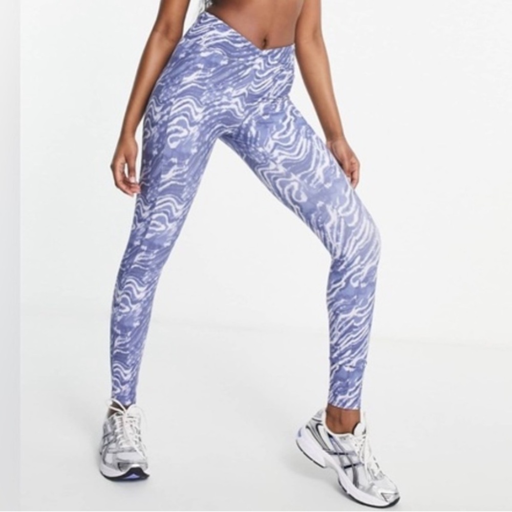 NWT Paris Atelier & Other Stories Sport Leggings.